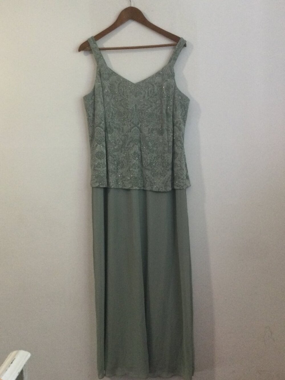 Vintage Chadwicks formal sparkle maxi gown Sage green 18W